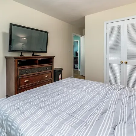 Centrally Located Spacious Abode-2