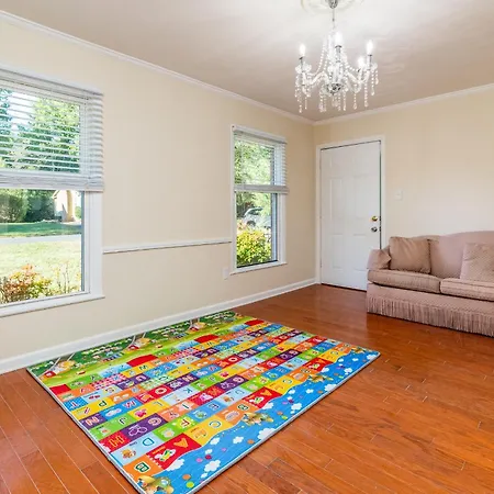 Centrally Located Spacious Abode-3